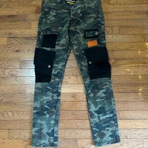 CDMG & CO camo cargo skinny jeans size 34x32